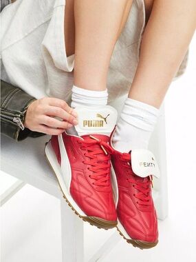 Puma X Fenty Women's Avanti L Sneaker like new come with the box
